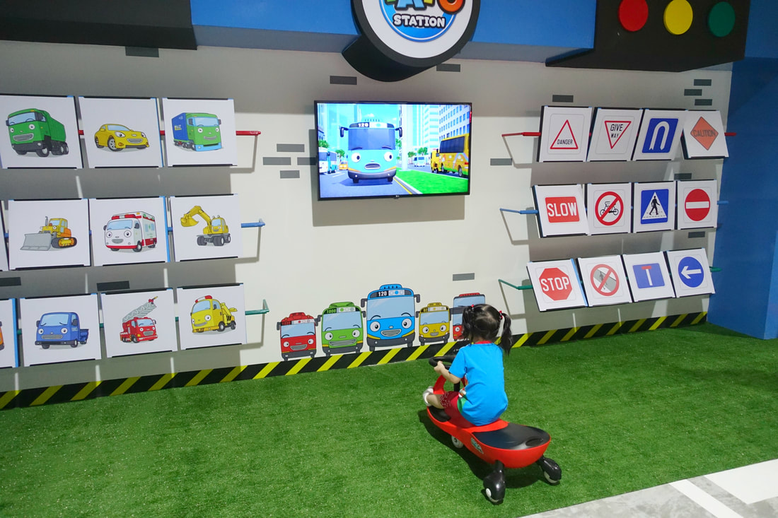 Learn about the different kinds of vehicles as well as the meaning of the road signs in Singapore. Good road safety education for kids! 