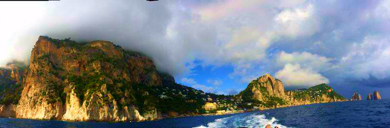 Amilee Kang took this panoramic snapshot of the surrounding isles of Capri! 